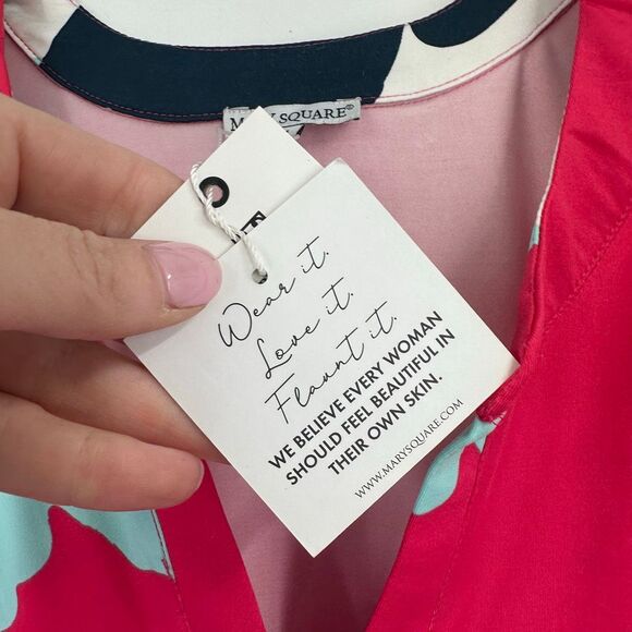 MARY SQUARE NWT Petal Passion Tunic Dress Size Medium Pink Liquid Knit Stretch - Picture 2 of 10